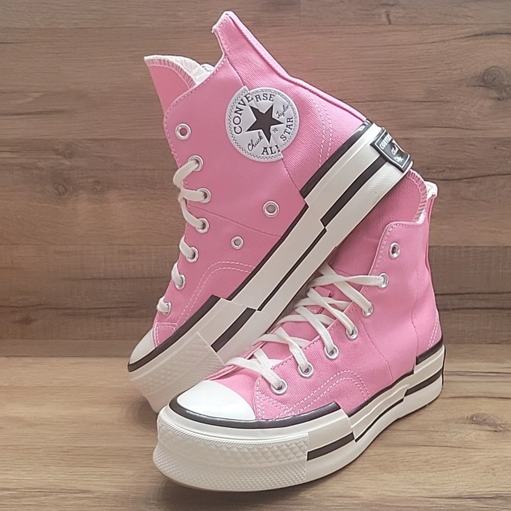 Converse Women's Pink High-Top Sneakers. brand new in the box no lid authentic
